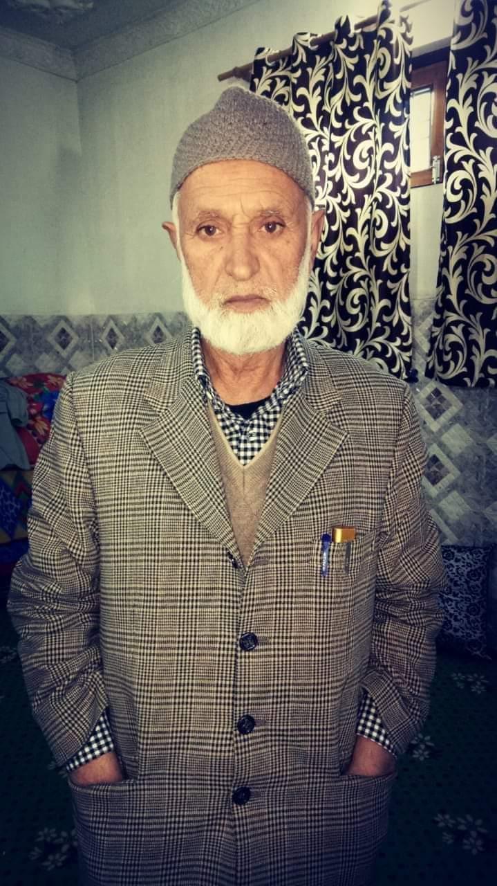 Noted teacher, social worker Master Ghulam Mohammad Bhat passed away on Monday morning at his home in Handwara