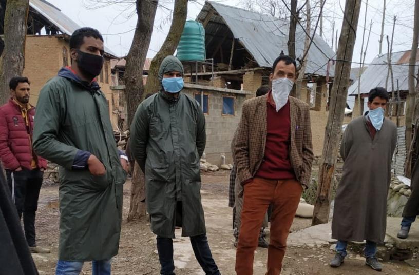 RDD intensifies sanitation cum fumigation drive in Kulgam