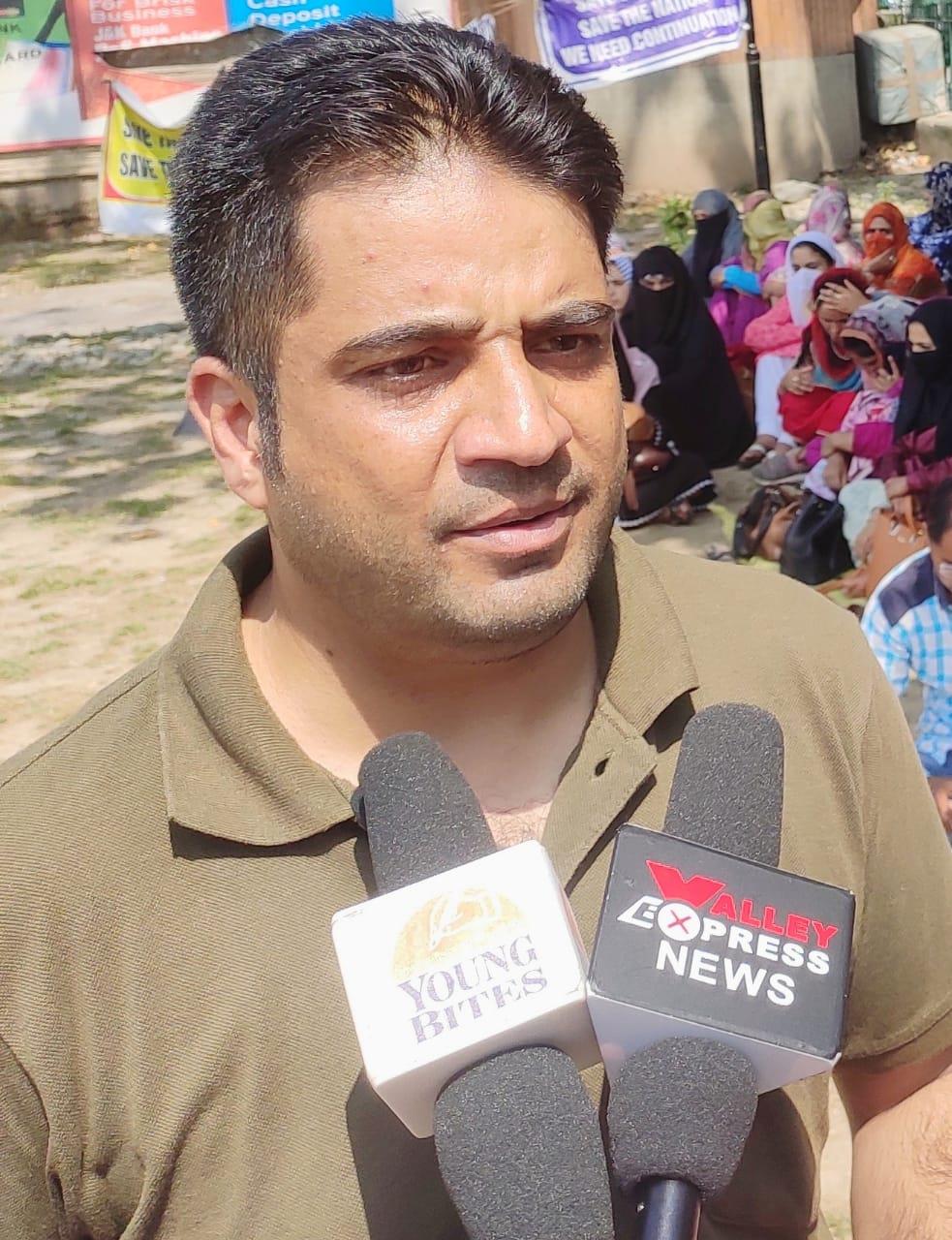 Slow internet throttles doctors’ coronavirus response: Inam Un Nabi