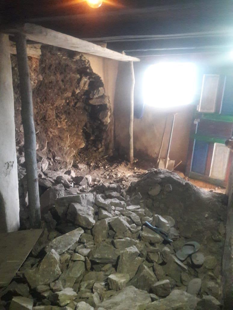 Landslide damages six residential houses in Teetwal