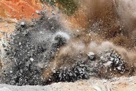 Daughter killed, mother injured in mysterious blast in Handwara