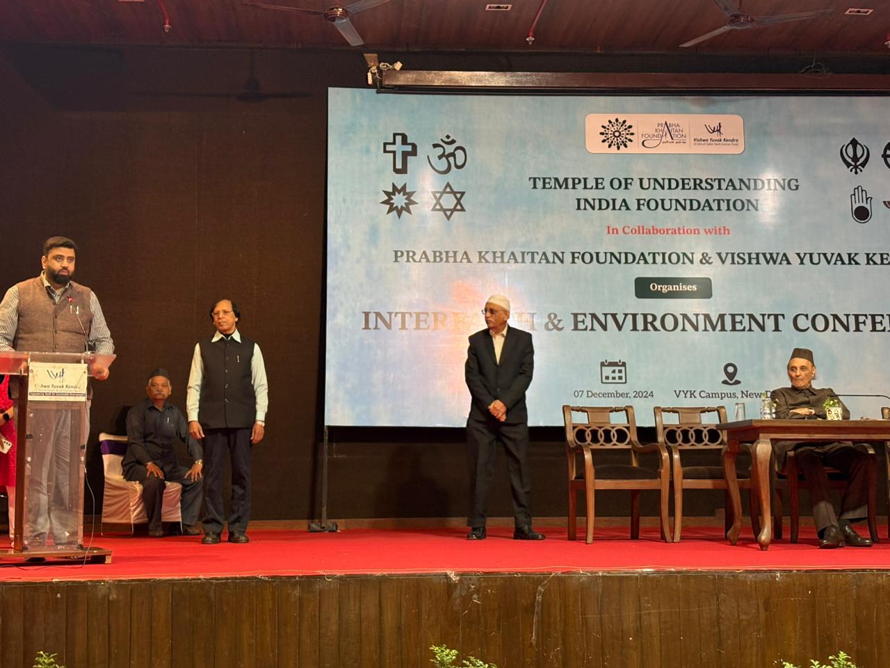 Aga Mujtaba Speaks at Dr. Karan Singh’s Conference on Interfaith Dialogue, Environmental Issues