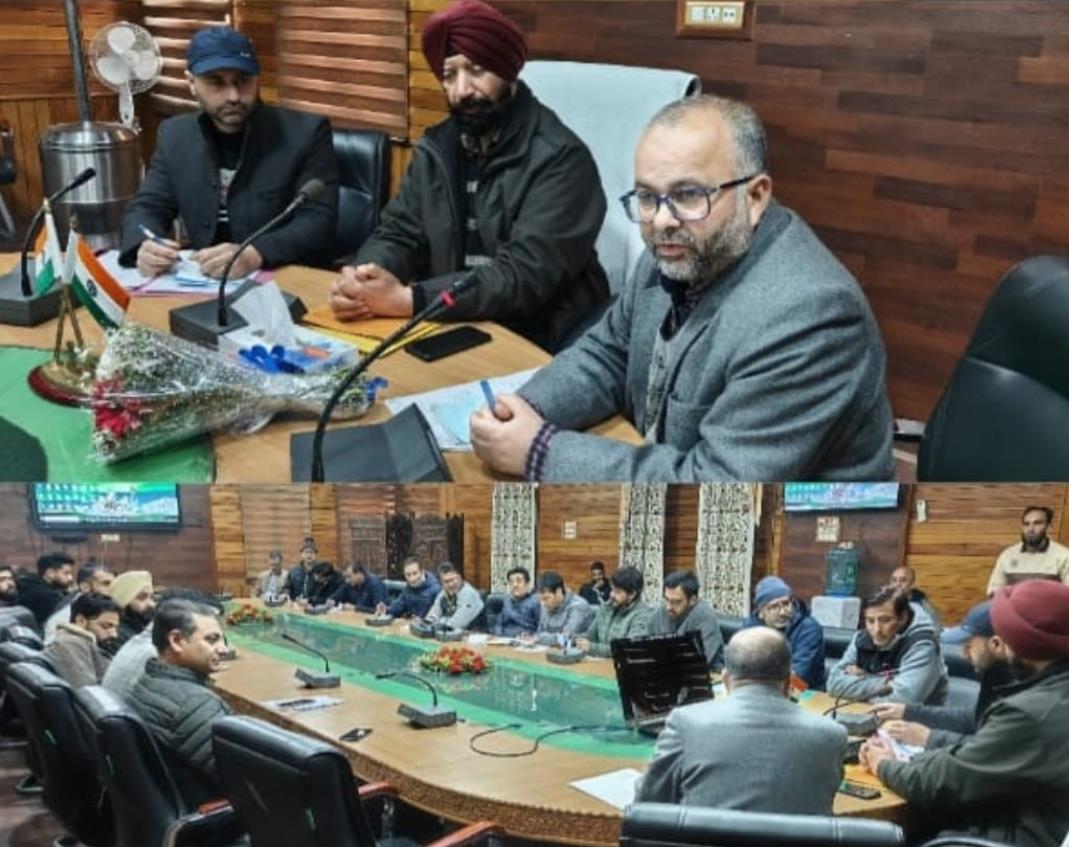 Dir Law Enforcement J&K reviews fertilizer scenario in Kashmir division