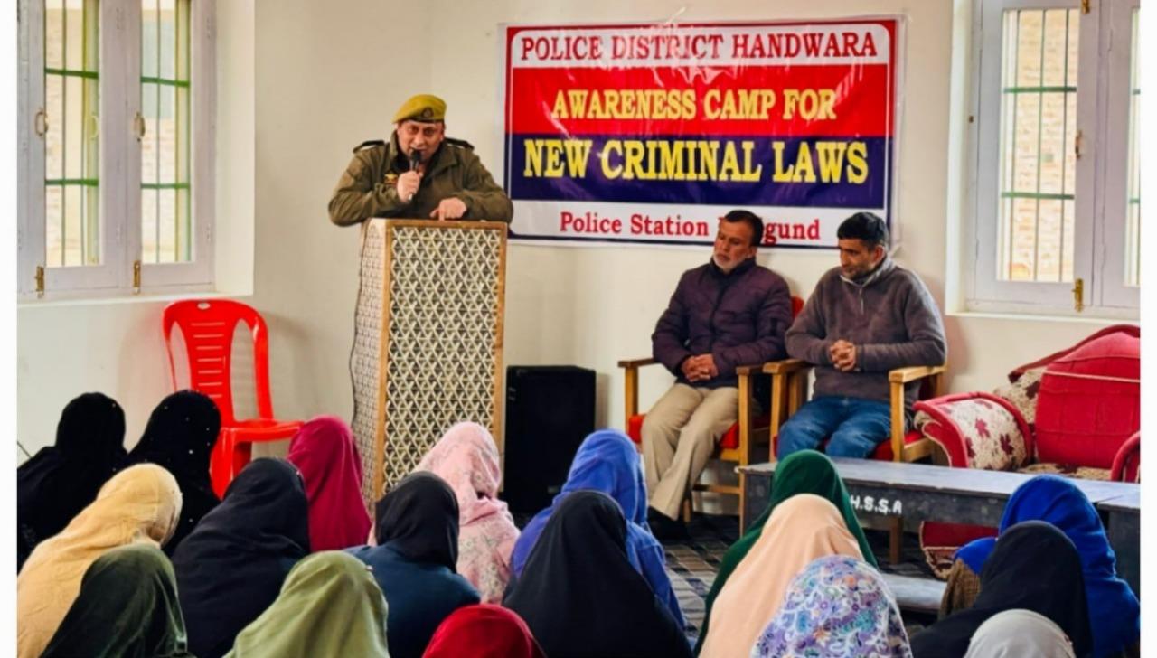 Police organizes awareness program on New Criminal Laws in Handwara