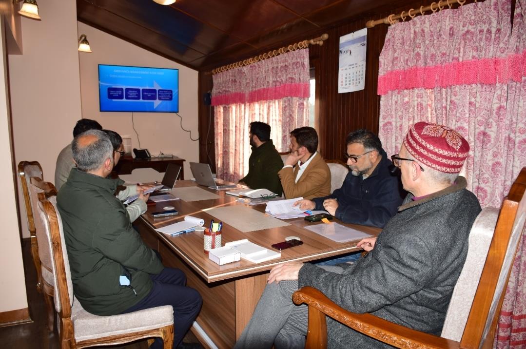 Chief Minister Omar Abdullah reviews functioning of Raabita office