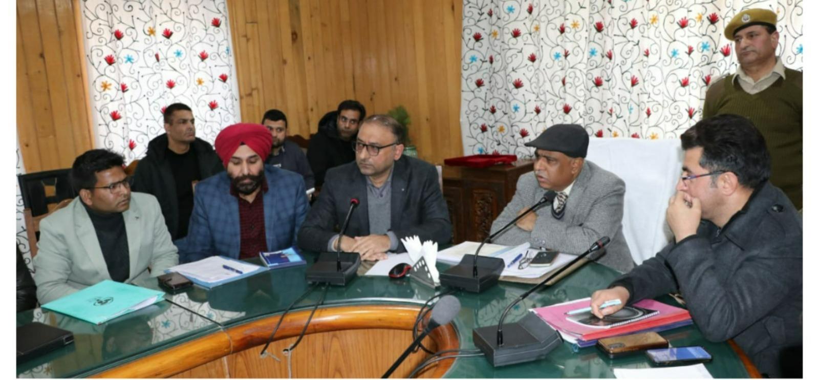 PCCF Reviews Functioning of Forest Department in Kashmir Region