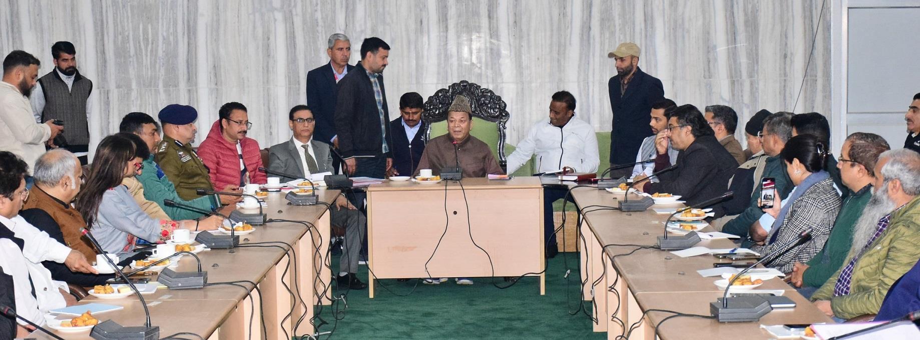 Speaker LA engages with Media in pre-budget session talks