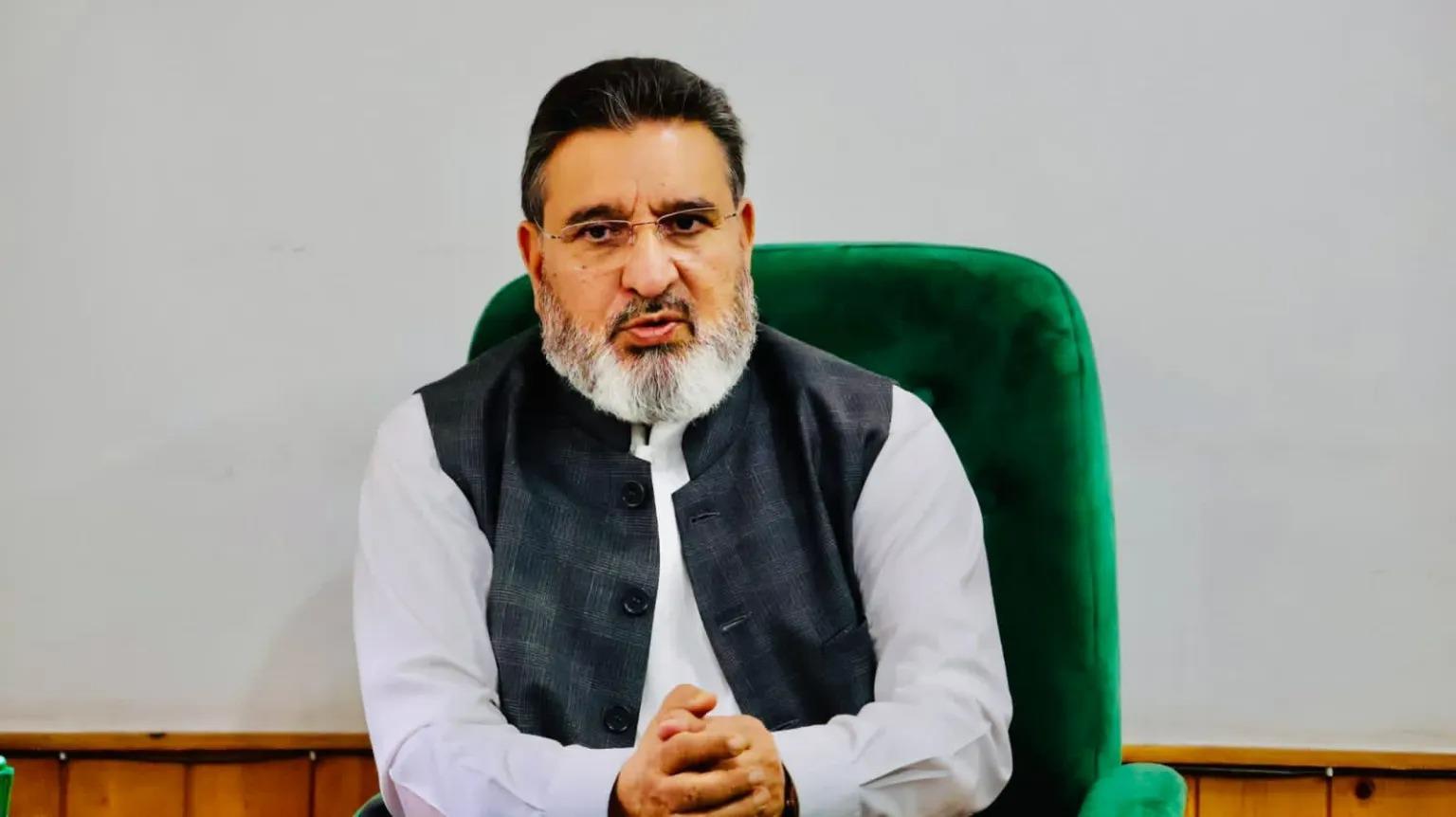 Altaf Bukhari extends condolences on the passing of Mirwaiz Umar Farooq’s father-in-law