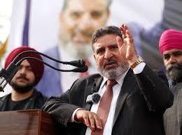 Altaf Bukhari condemns Admin for halting Apni Party’s protest against power crisis