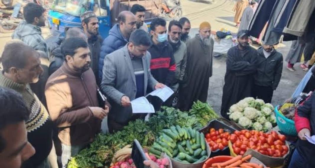 Govt Warns Retailers Against Overpricing, Mandates Display of Price Lists