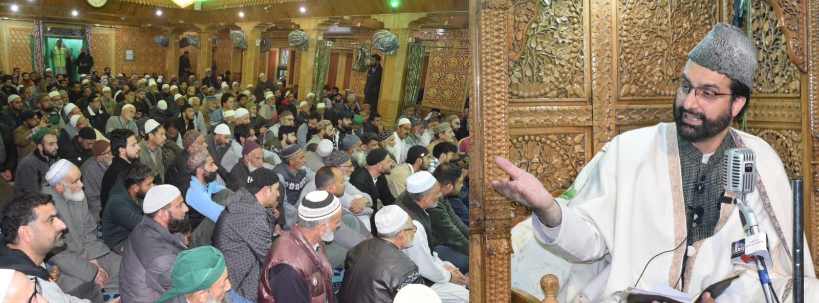 Mirwaiz Pays Glowing Tribute to Hazrat Ali (RA) on His Martyrdom Anniversary