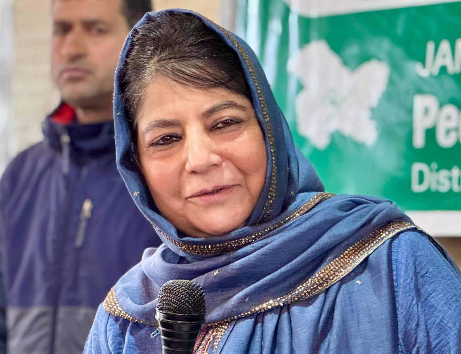 Mehbooba Mufti Extends Warm Greetings to Kashmiri Pandit Community on Navreh