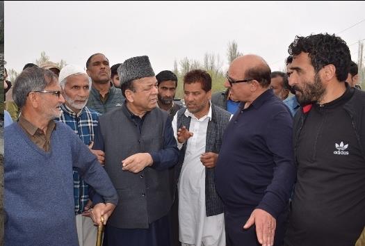 Rahim Rather assesses status of damaged approach wall of Badipora Sogam Bridge