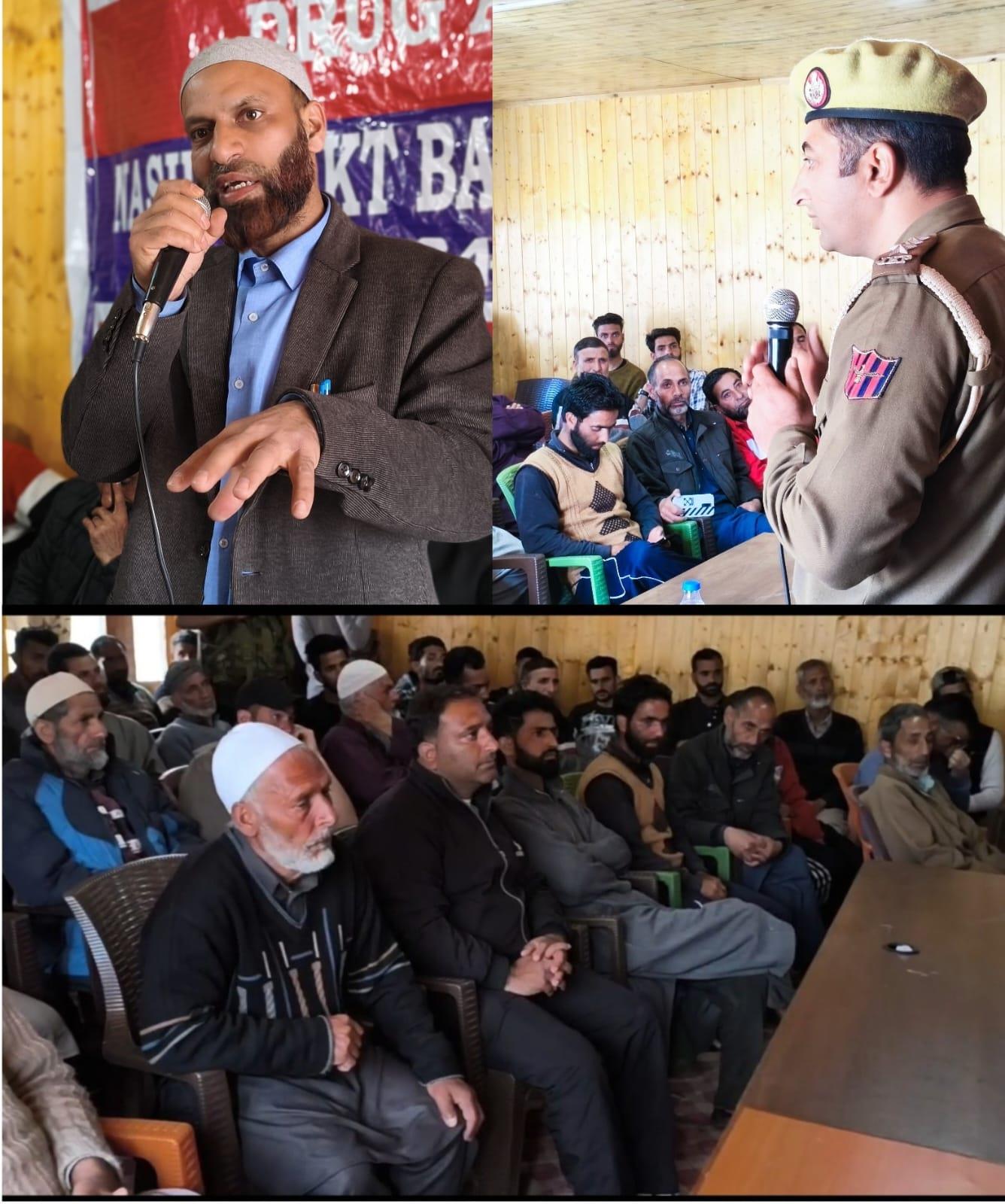 Qalamabad Police Holds Drug De-addiction Awareness Program at Panchayat Ghar