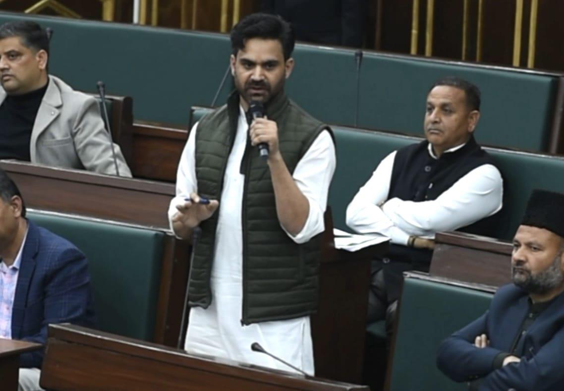 If Tamil Nadu and Karnataka can pass resolutions against the Waqf Bill, why is J&K, with 50 Muslim MLAs, silent: Waheed Parra