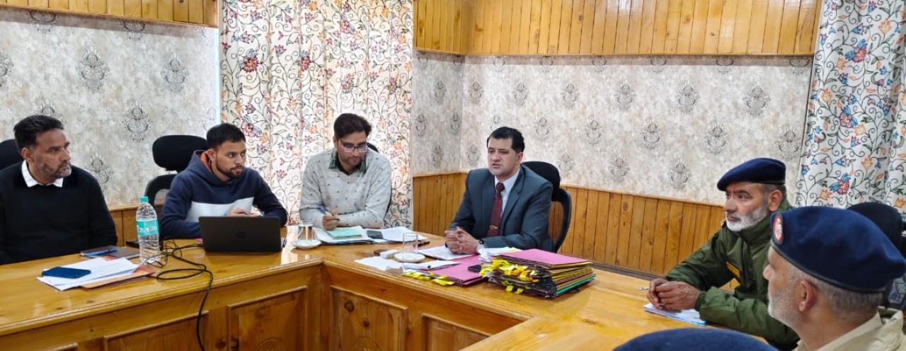 CoF North Kashmir reviews working of Forest Department in Kehmil Forest Division