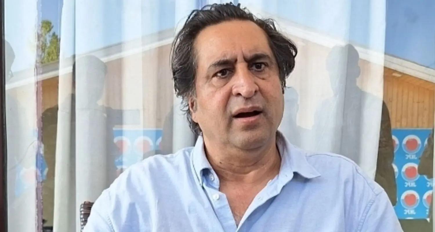 Sajad Lone Prays for Speedy Recovery of Injured Students in Vodhpora Accident