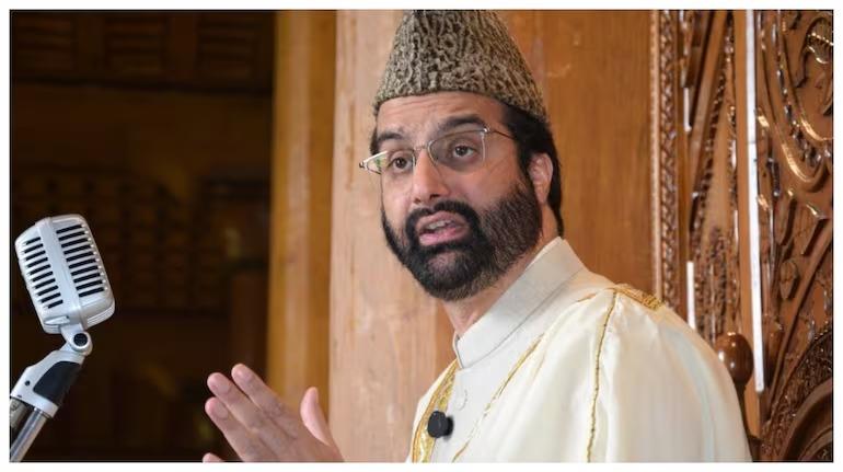 Mirwaiz-e-Kashmir Expresses Deep Grief Over Tragic Handwara Bus Accident