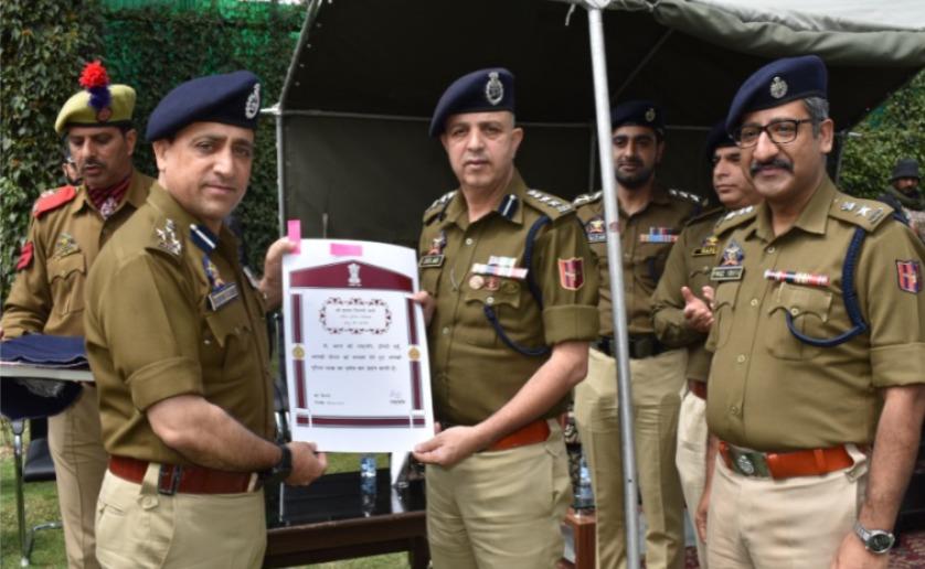 Felicitation Ceremony of President's Gallantry and Meritorious Service Medals held at Range Police Headquarters, Baramulla