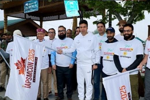 DC Srinagar flags-off Walkathon, Shikarathon from Nehru Park to raise awareness on TB elimination