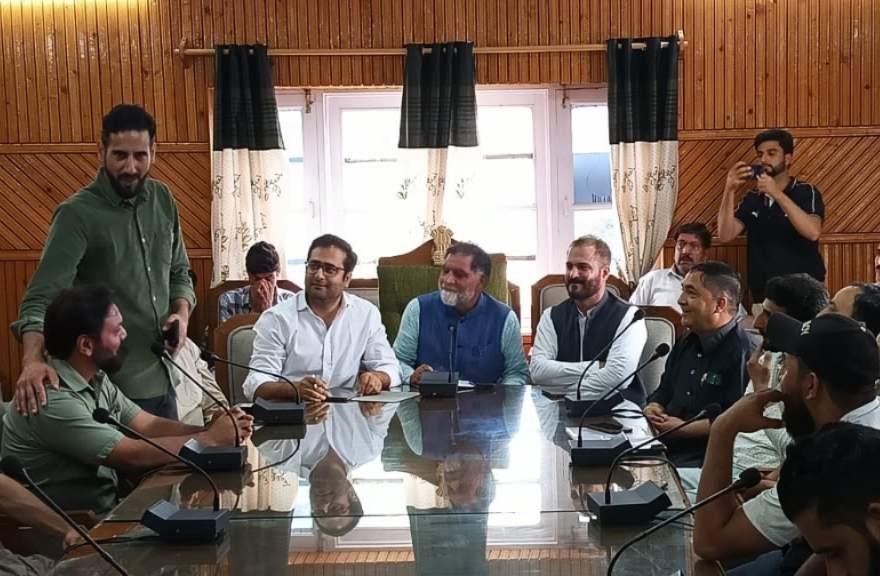 PDP Holds Social Media Workshop in Shopian