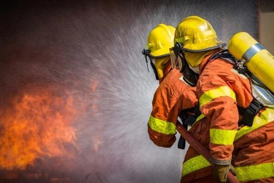 Fire Breaks Out at Jamia Sirajul-Uloom in Shopian