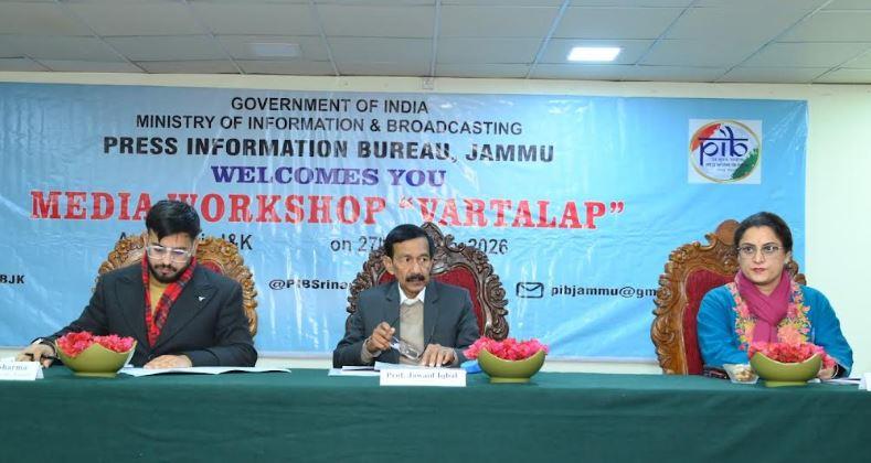 PIB Jammu Hosts Vartalap at BGSBU on Government Initiatives for Tribal Welfare and Development in Rajouri