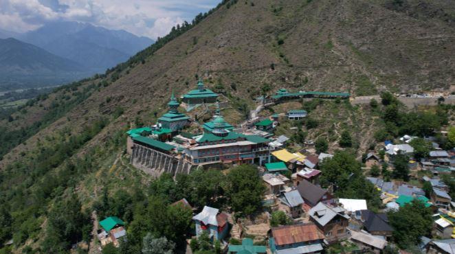Aishmuqam Sufi Civil Society condoles death of Anantnag DC's father