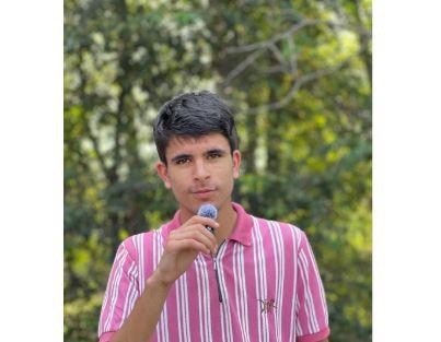 Kashmiri Teen's Digital Mission: Championing Mother Tongue in Online Space