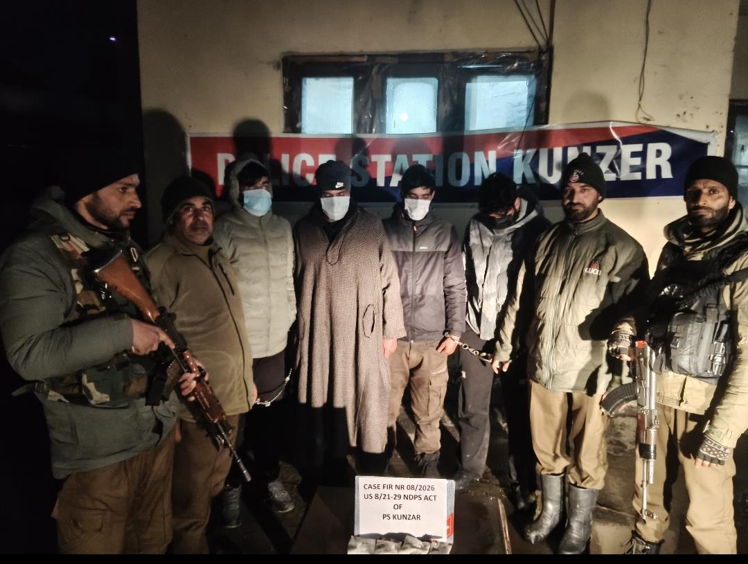 Four Drug Peddlers Arrested in Baramulla, Narcotics Seized