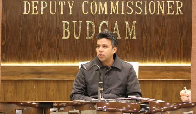 DC Budgam reviews RGSA, SBM-G implementation