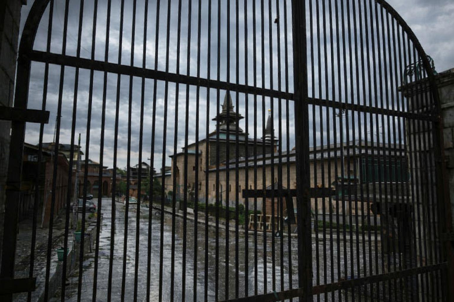 Shab-e-Barat Barred at Srinagar's Jama Masjid; Mirwaiz Under House Arrest