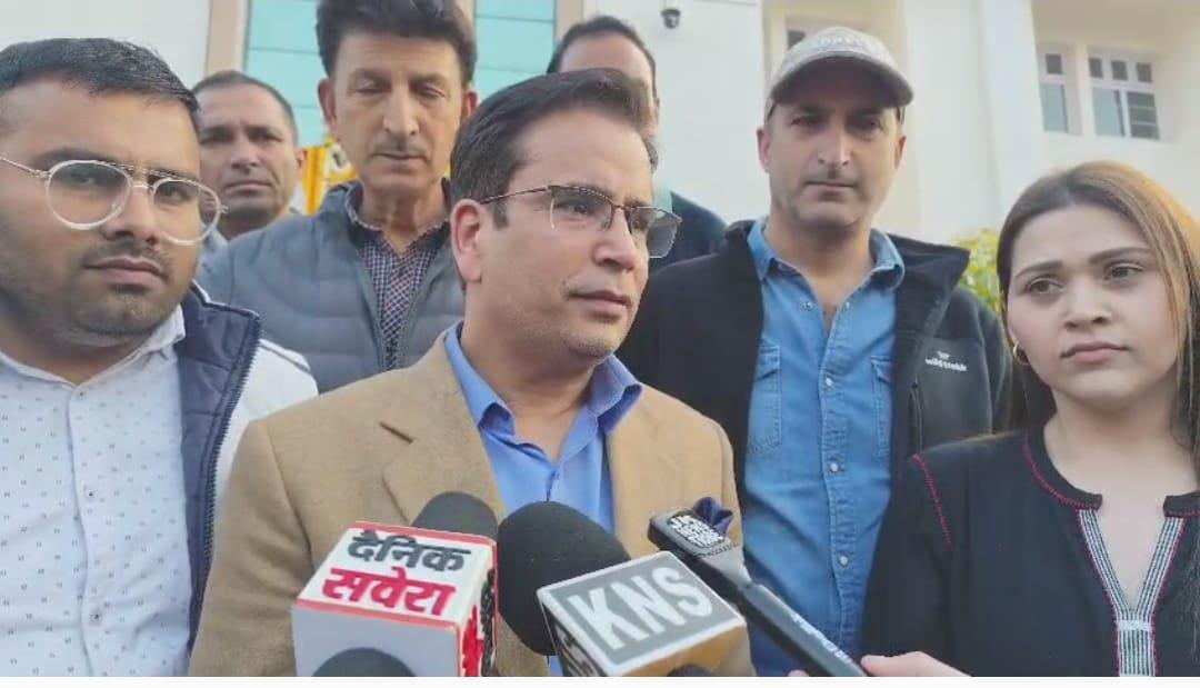 Kashmir Rail Project Halted After CM's Push to Save Apple Orchards : Tanvir Sadiq