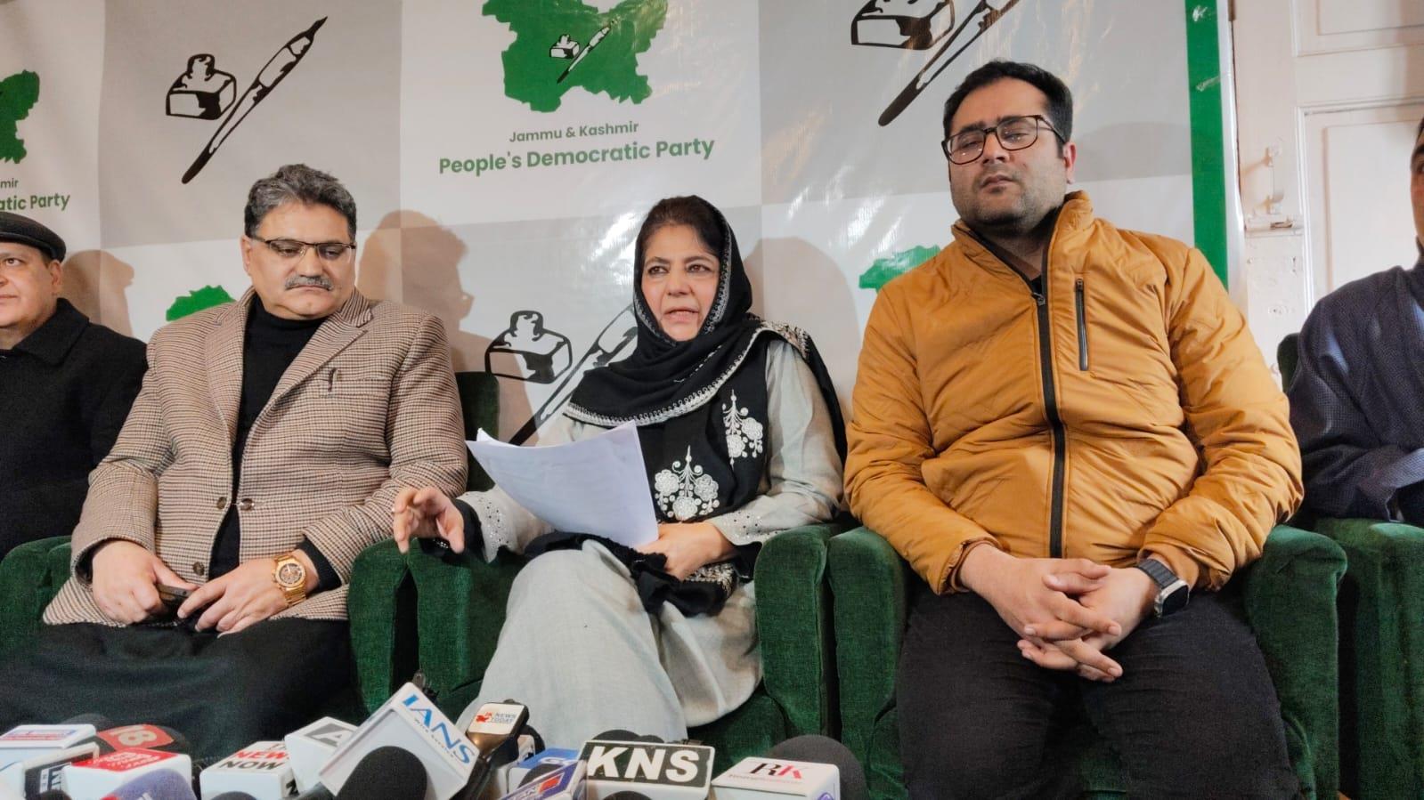 Jammu may oppose, but Kashmir wants it : Mehbooba Mufti pushes for liquor ban in Valley