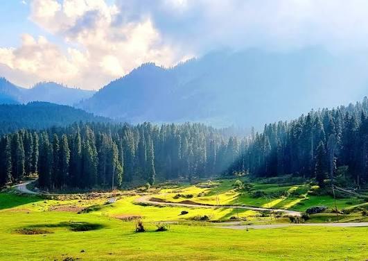 Doodhpathri, Tosamaidan, Yousmarg Closed Since Last Spring Due to Security Reasons : Govt