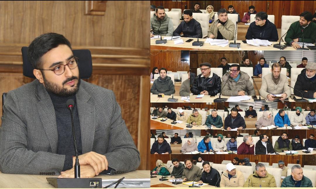 DC Srinagar inspects progress of upgradation, renovation works at Banquet Hall-Conference Complex