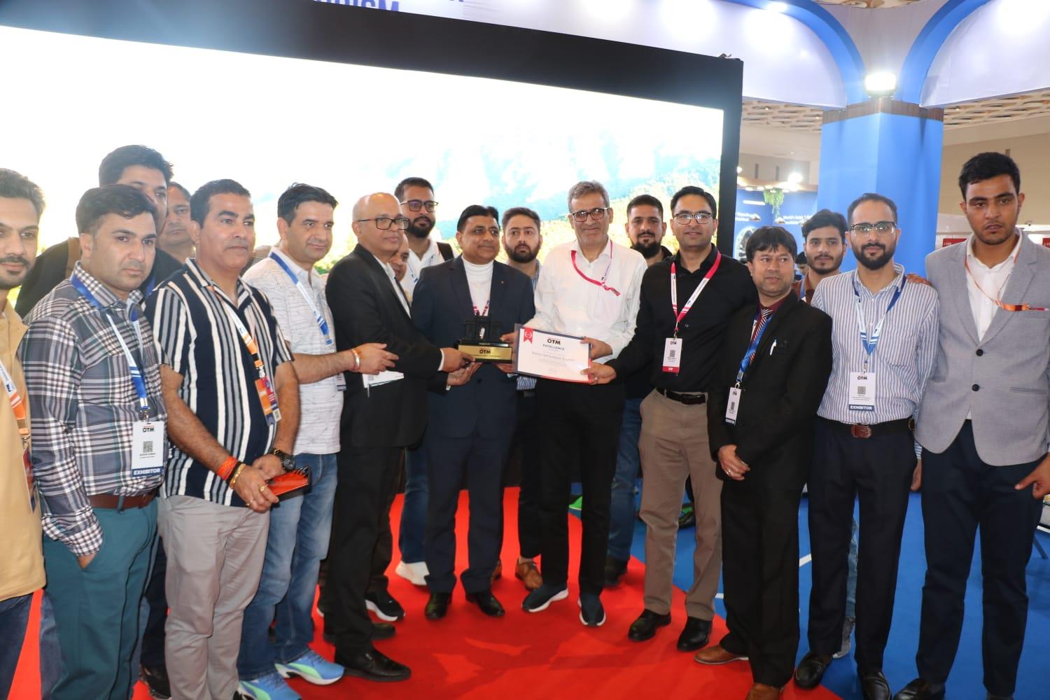 Kashmir tourism draws global attention at OTM Mumbai