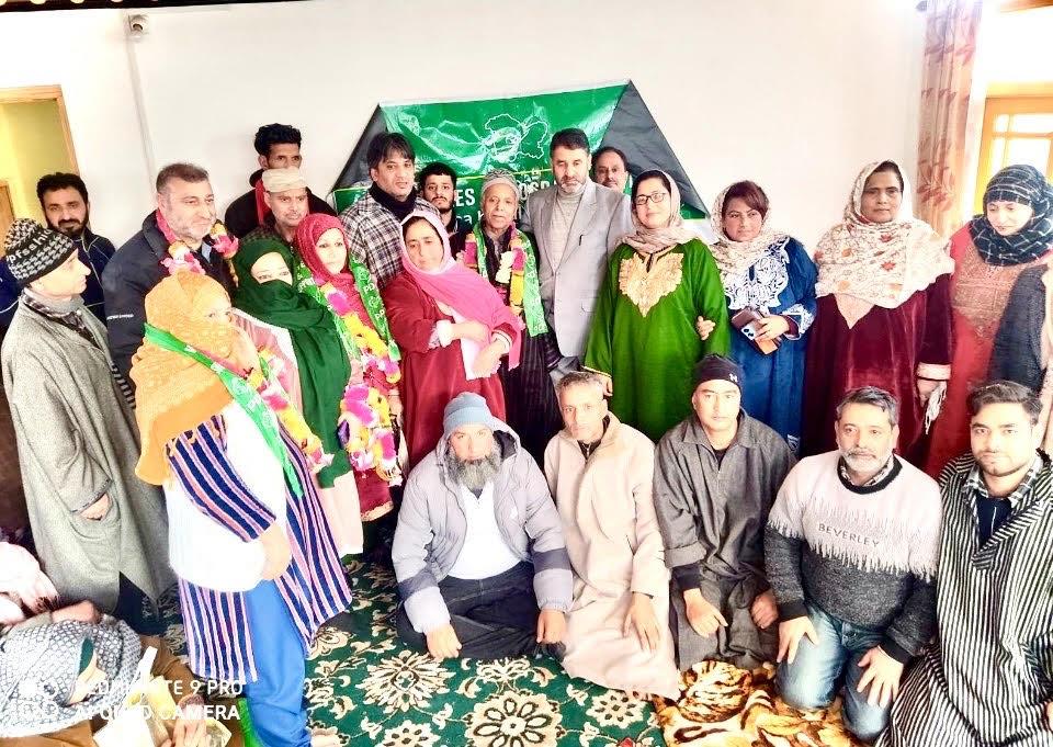 PDP Holds Workers’ Meeting in Chattabal
