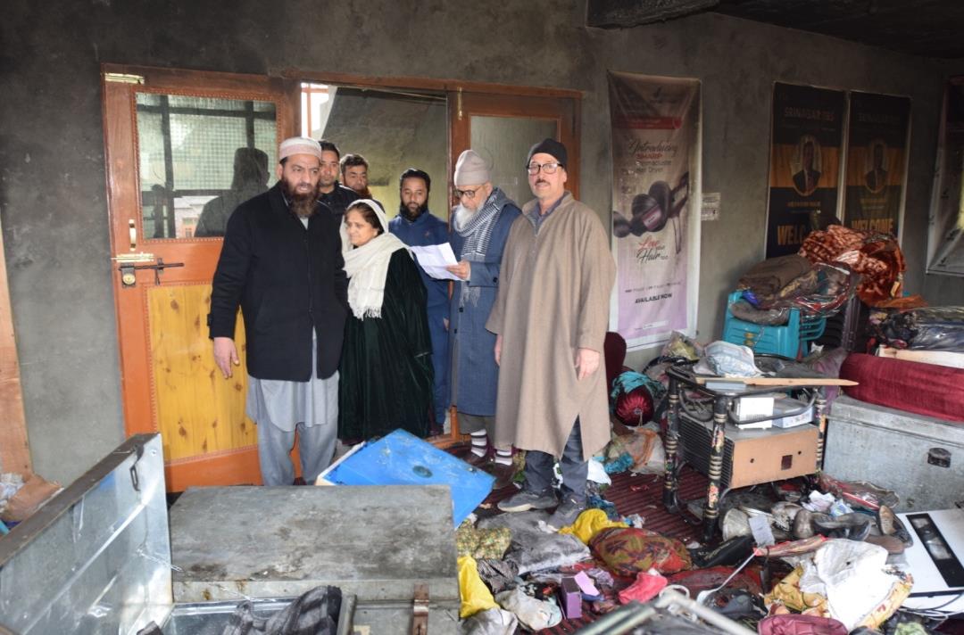 Relief Material Distributed Among Habba Kadal Fire-Affected Families by Dar-ul-Khair Mirwaiz Manzil