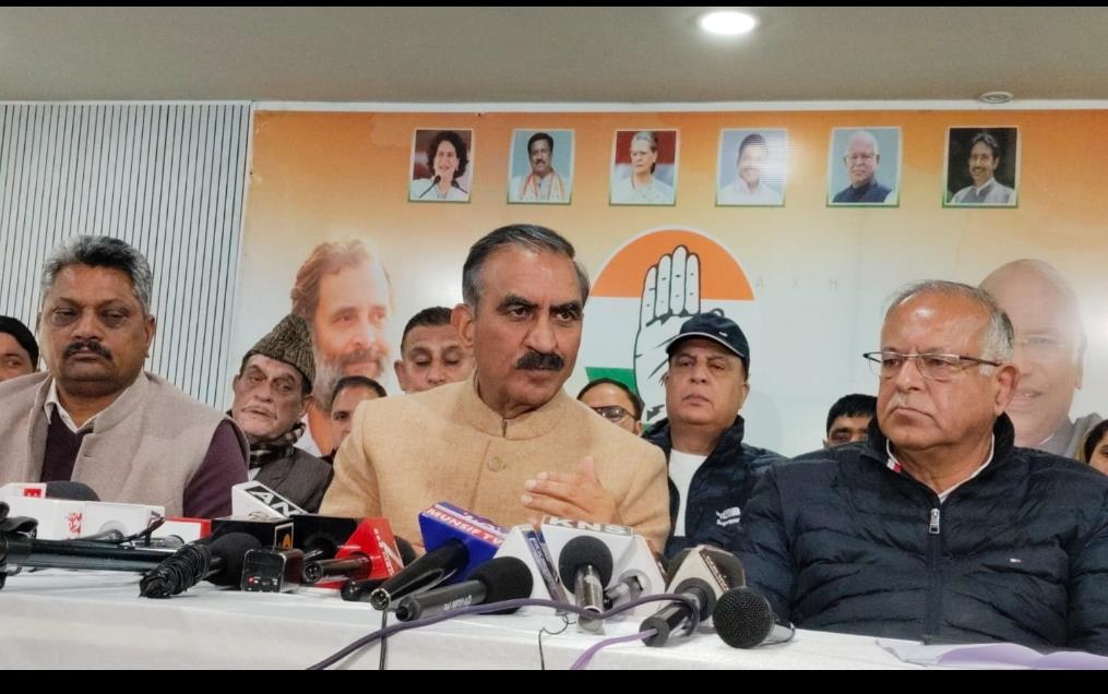 Urgent need to protect J&K's Rs 10k cr horticulture sector from foreign pacts: Tariq Karra