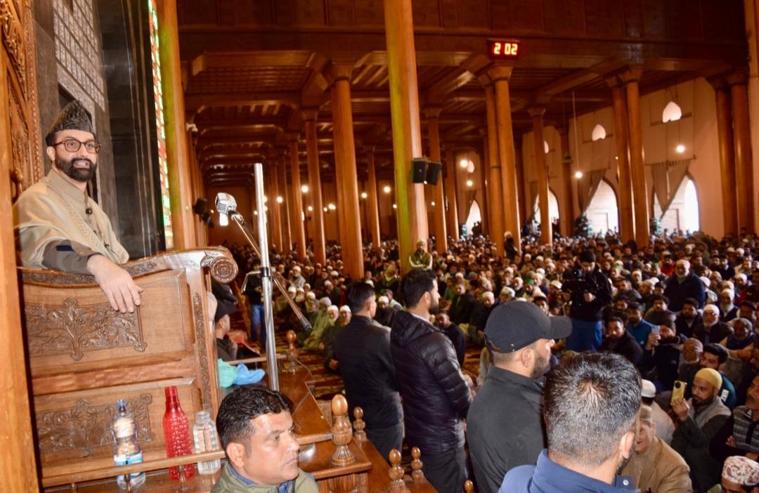 Mirwaiz Expresses Deep Concern Over Middle East Crisis