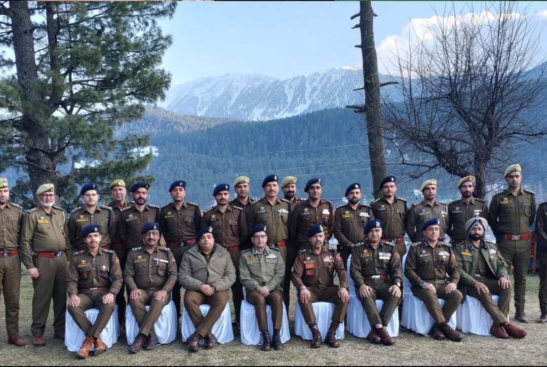 DGP J&K Inaugurates New Police Infrastructure, Chairs Security Review in Tangmarg