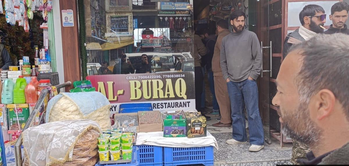 Market checking drive held in Tangmarg
