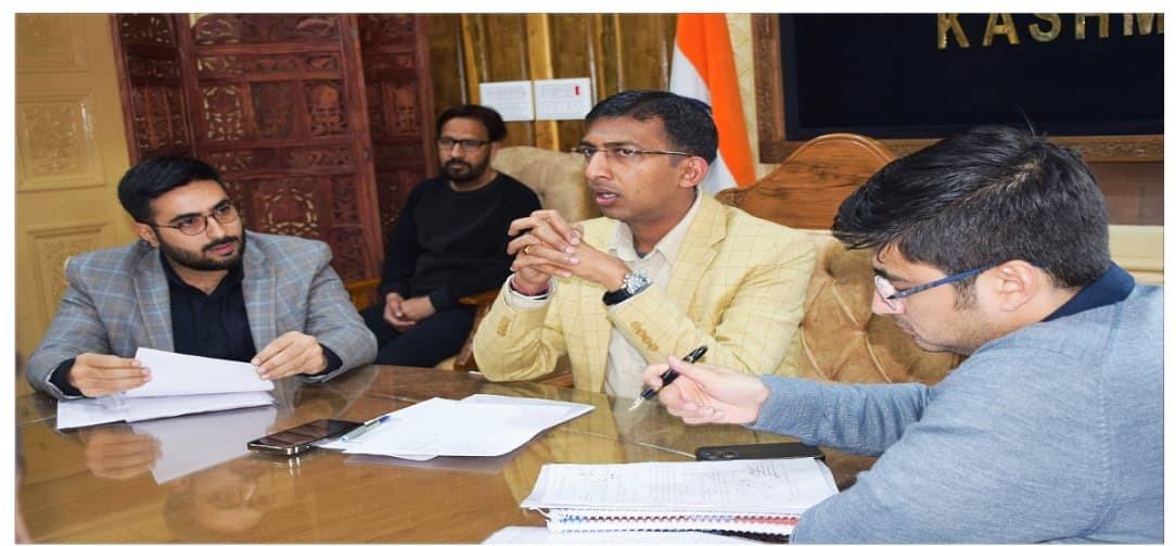 Div Com Reviews Projects for Traffic Management and Road safety in Srinagar