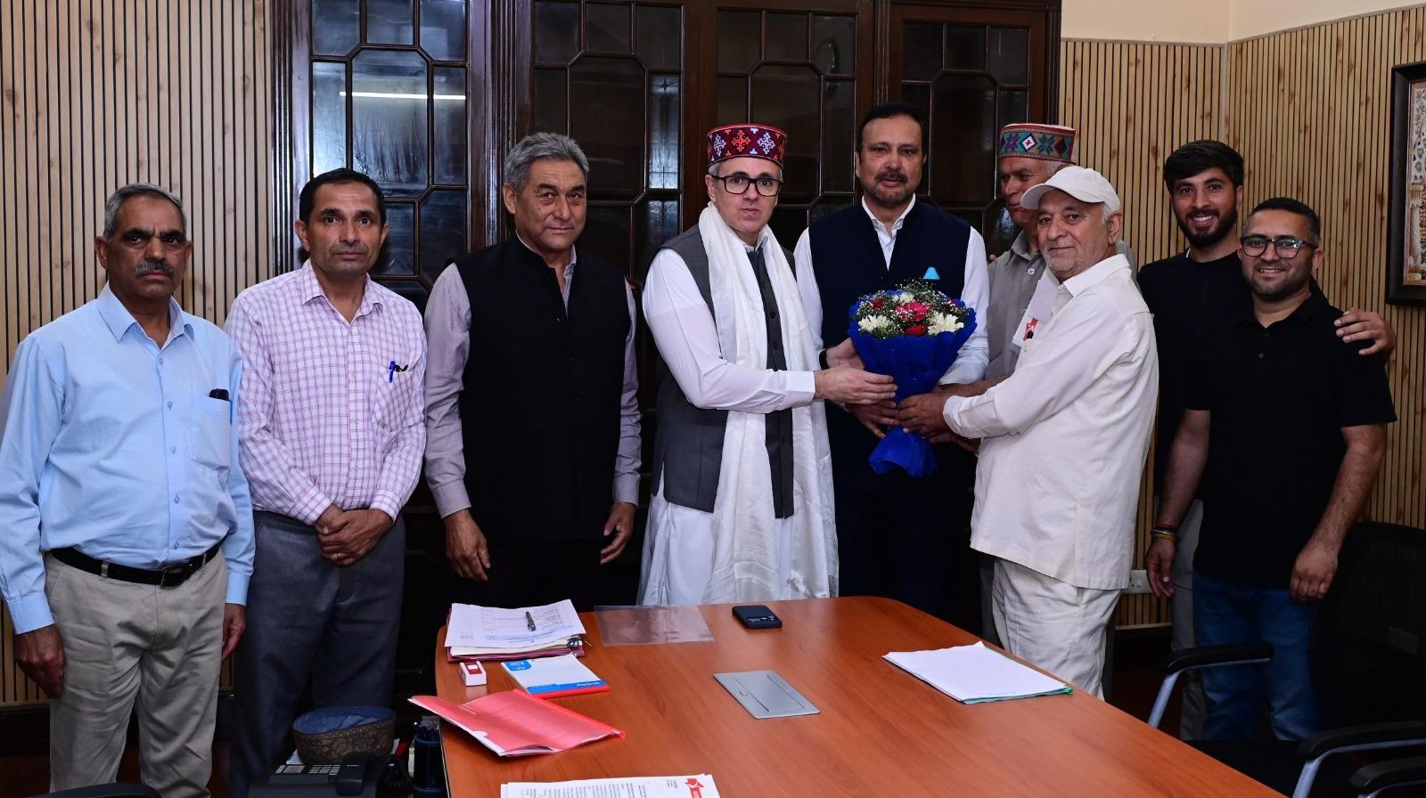 CM Omar Abdullah interacts with delegations; development and community issues discussed
