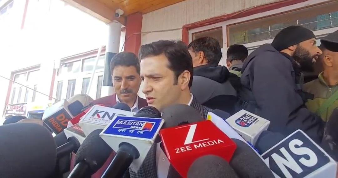 Public issues raised at Awami Darbar in Budgam: DC