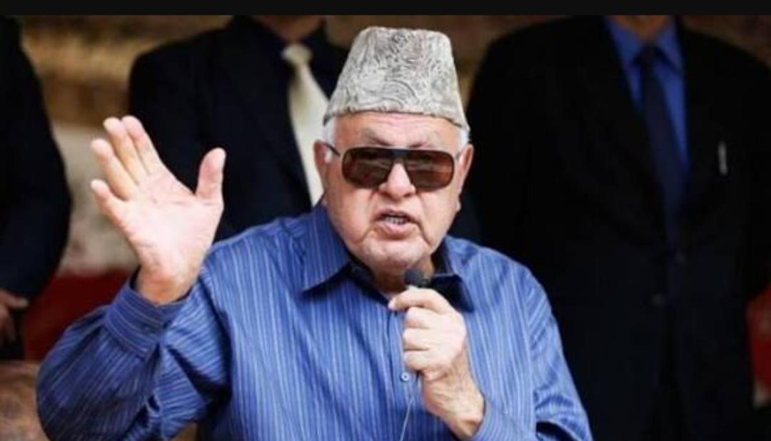 Dr. Farooq, Omar Abdullah greets people on Eid Ul Fitr