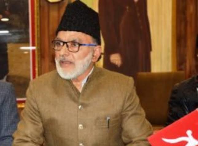 Sagar chairs meeting at Nawa-e-Subha