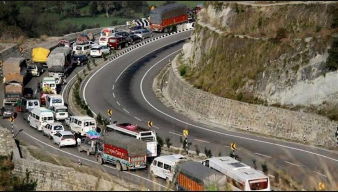 Jammu-Srinagar highway remains closed; restoration work underway