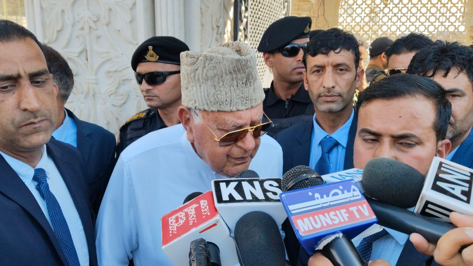 Farooq Abdullah prays for end to war, terms conflict "matter of great powers"